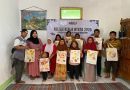 SHG “SEMANGAT” Desa Lorog dan KKN Univet Bantara Gelar Pelatihan Eco Print